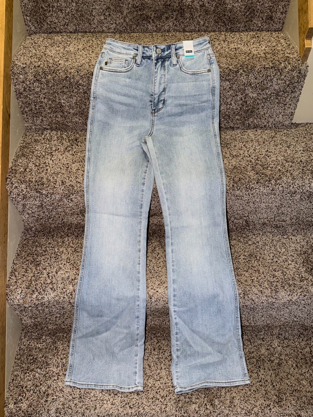 Judy Blue Jeans “Wendy High-Waisted Flare Bootcut Tummy Control”